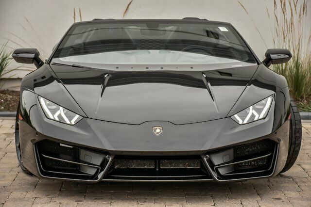 2018 Lamborghini Huracan LP 580-2 Spyder With Navigation