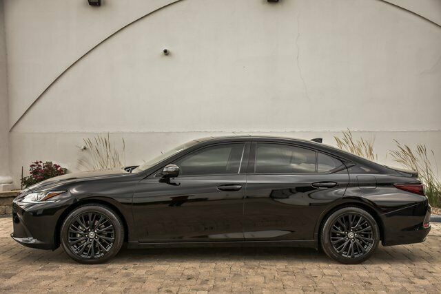 2019 Lexus ES 350 With Navigation