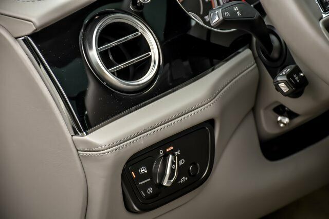 2018 Bentley Bentayga Onyx