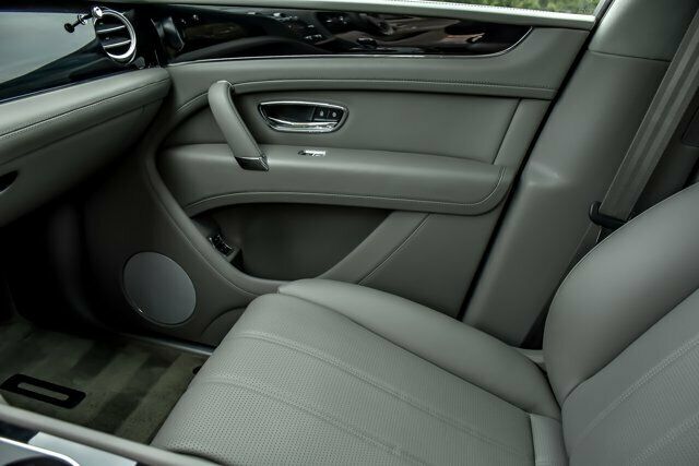 2018 Bentley Bentayga Onyx