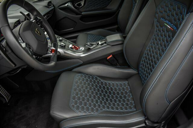 2018 Lamborghini Huracan LP 580-2 Spyder With Navigation