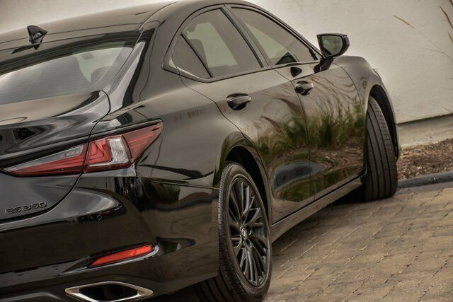 2019 Lexus ES 350 With Navigation