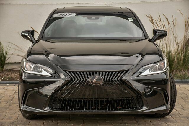 2019 Lexus ES 350 With Navigation