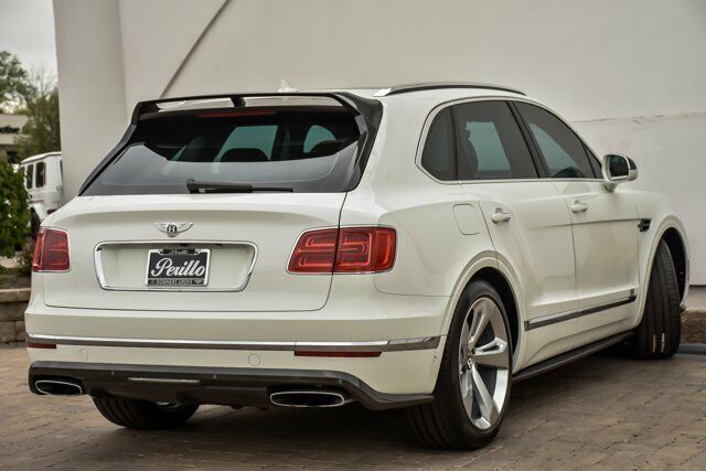 2018 Bentley Bentayga Onyx