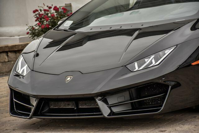 2018 Lamborghini Huracan LP 580-2 Spyder With Navigation