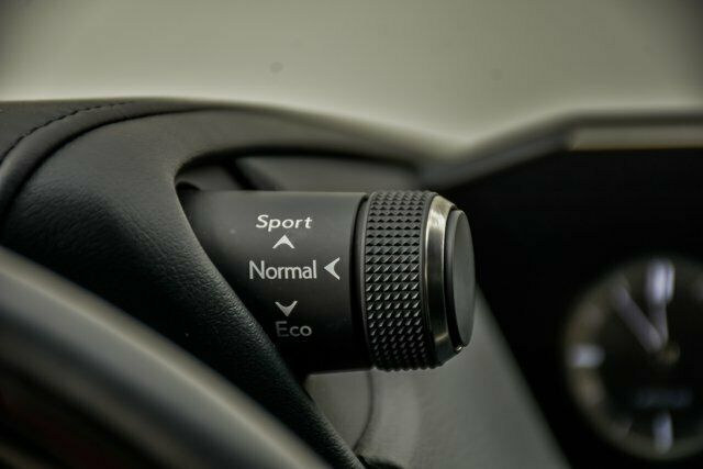 2019 Lexus ES 350 With Navigation