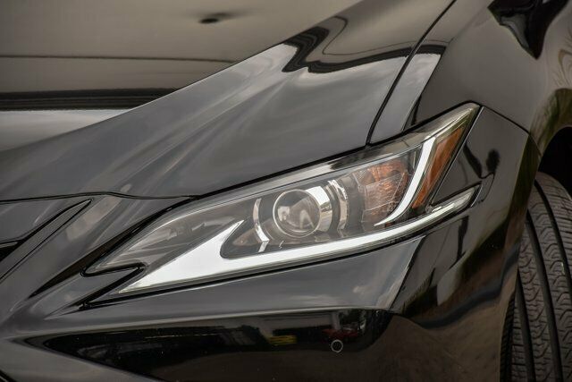 2019 Lexus ES 350 With Navigation