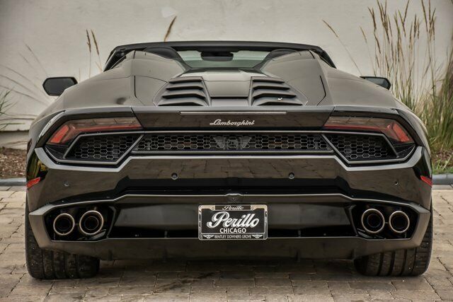 2018 Lamborghini Huracan LP 580-2 Spyder With Navigation