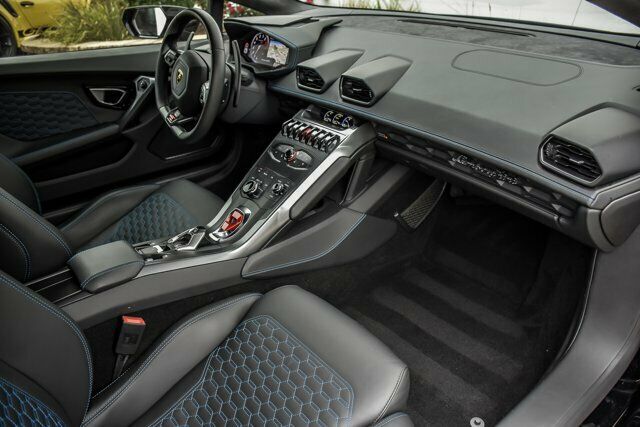 2018 Lamborghini Huracan LP 580-2 Spyder With Navigation