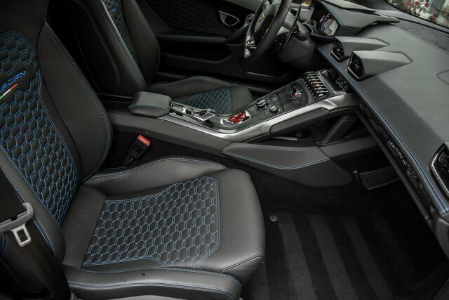 2018 Lamborghini Huracan LP 580-2 Spyder With Navigation