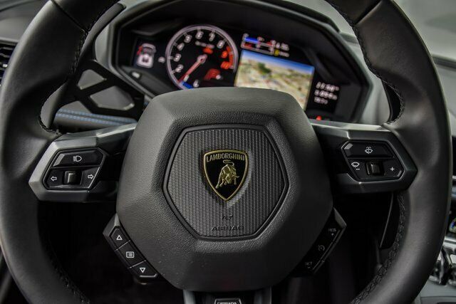 2018 Lamborghini Huracan LP 580-2 Spyder With Navigation