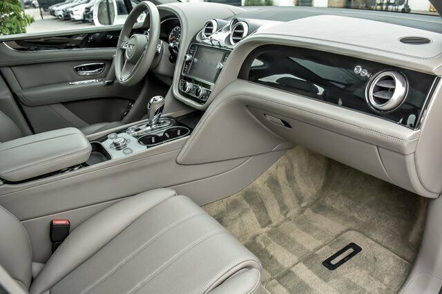 2018 Bentley Bentayga Onyx