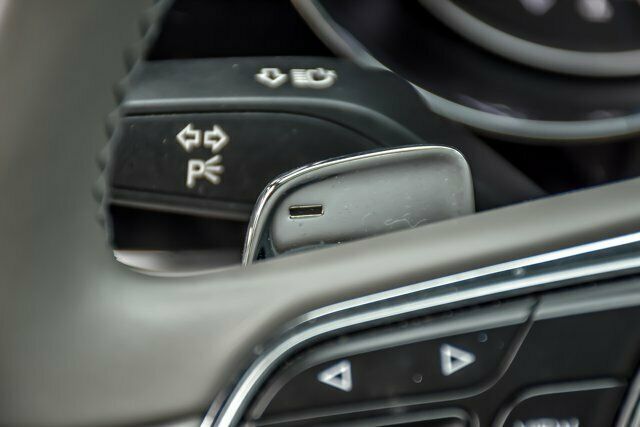 2018 Bentley Bentayga Onyx