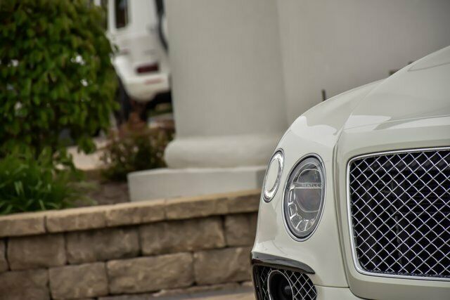 2018 Bentley Bentayga Onyx