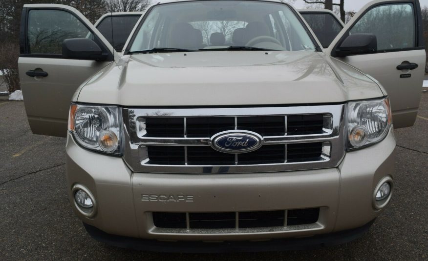 2010 Ford Escape AWD XLT-EDITION