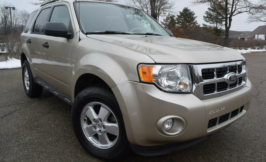 2010 Ford Escape AWD XLT-EDITION