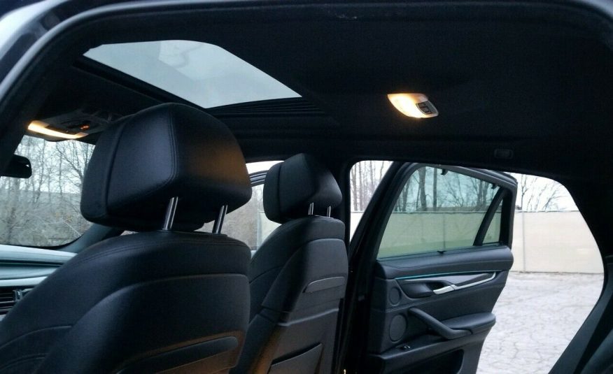 2016 BMW X6 xDrive50i M Sport SUV 4
