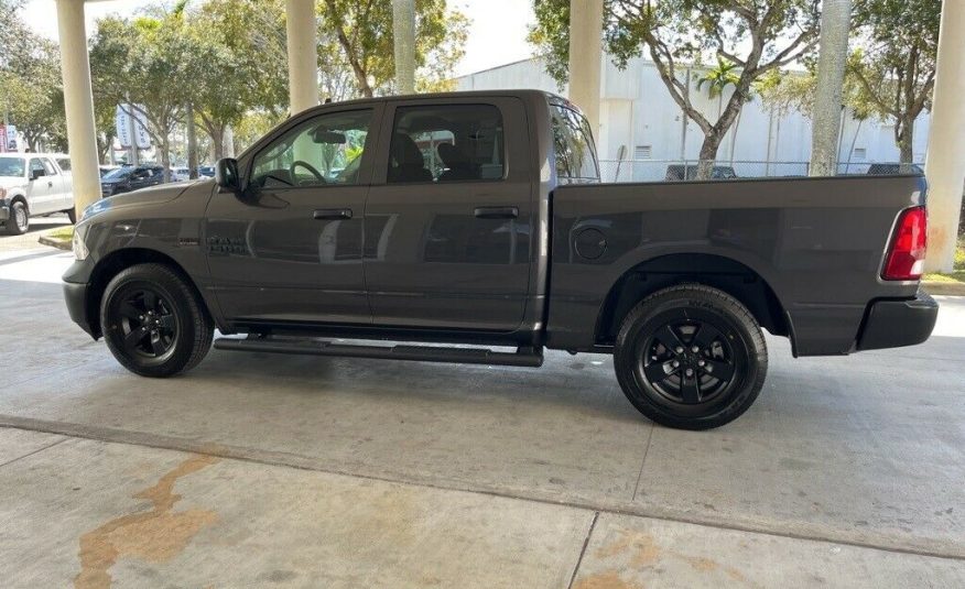 2022 Ram 1500 Classic Tradesman