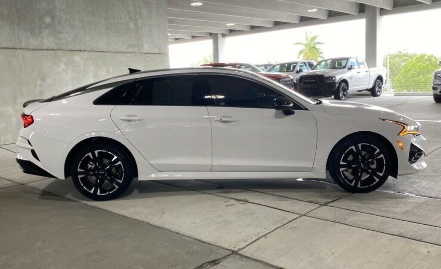 2022 Kia K5 GT-Line