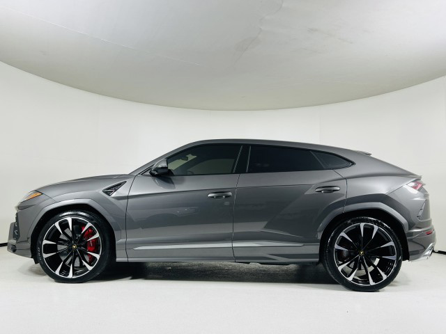 2022 Lamborghini Urus AWD 4dr SUV