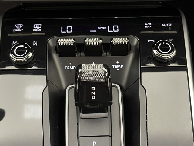2021 Porsche 911 AWD Turbo S 2dr Coupe