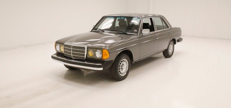 1983 Mercedes-Benz 300D Sedan