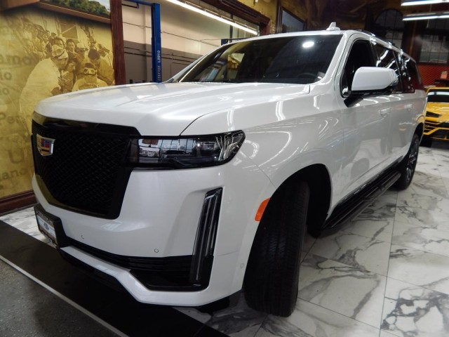 2021 Cadillac Escalade ESV Sport 4WD