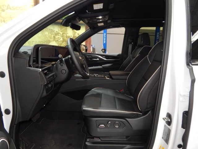 2021 Cadillac Escalade ESV Sport 4WD