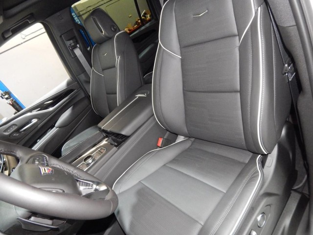2021 Cadillac Escalade ESV Sport 4WD