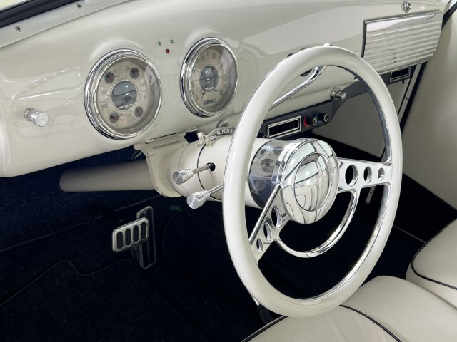 1948 Chevrolet 5-Window Custom