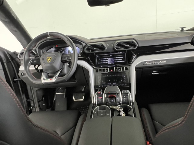 2022 Lamborghini Urus AWD 4dr SUV