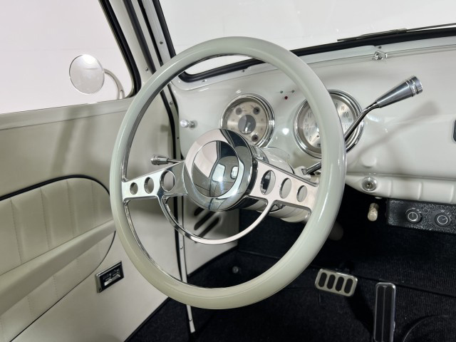 1948 Chevrolet 5-Window Custom