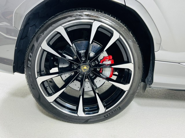 2022 Lamborghini Urus AWD 4dr SUV