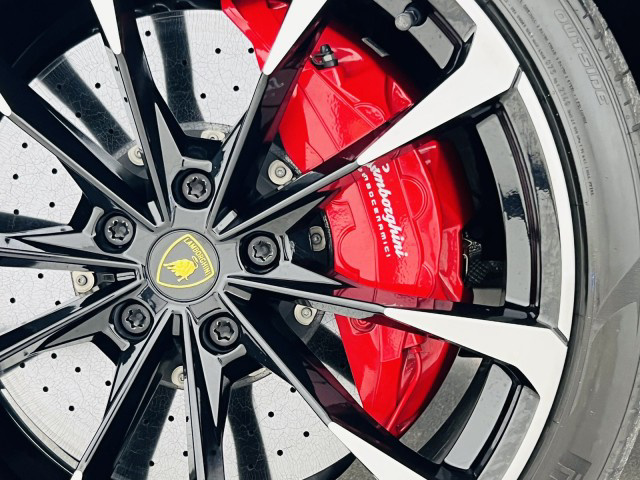 2022 Lamborghini Urus AWD 4dr SUV