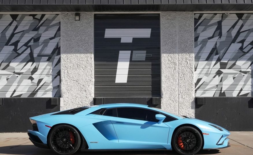 2018 Lamborghini Aventador LP 740-4 S