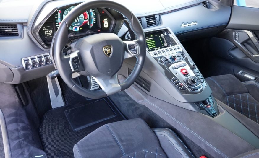 2018 Lamborghini Aventador LP 740-4 S