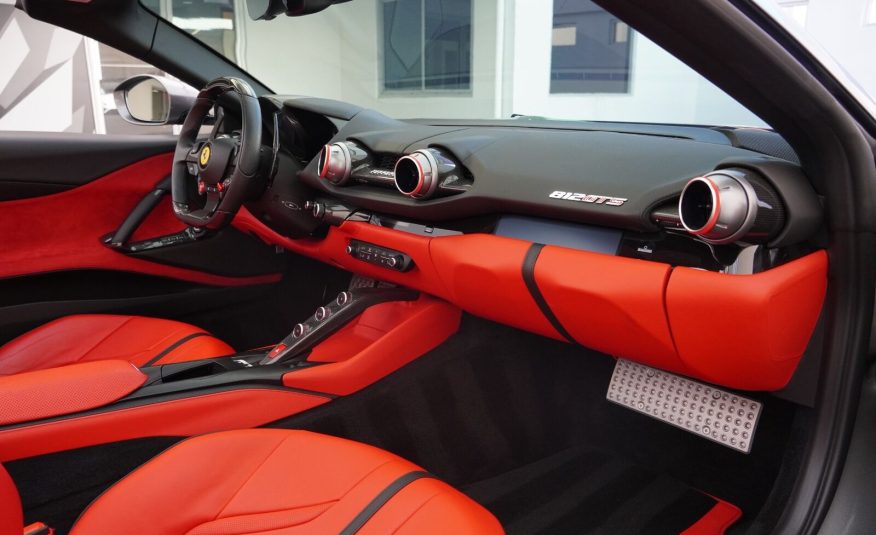 2021 Ferrari 812 GTS