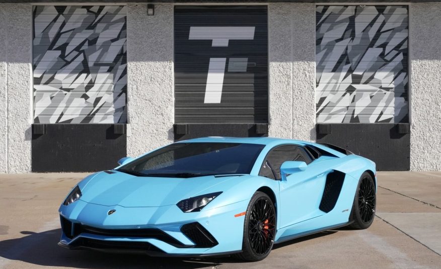 2018 Lamborghini Aventador LP 740-4 S