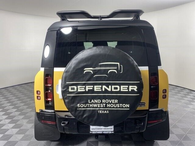 2023 Land Rover Defender X-Dynamic SE