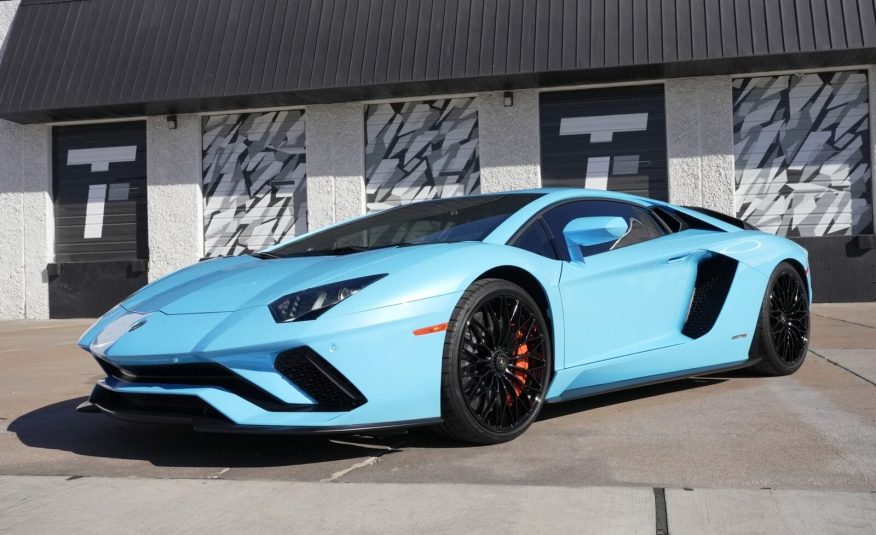 2018 Lamborghini Aventador LP 740-4 S