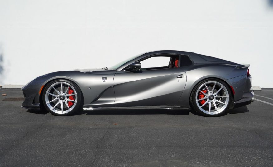 2021 Ferrari 812 GTS