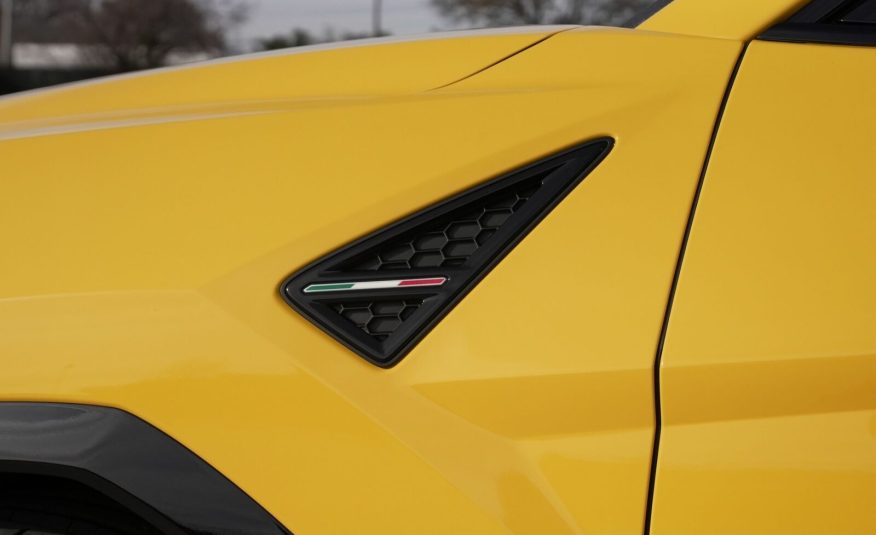 2022 Lamborghini Urus