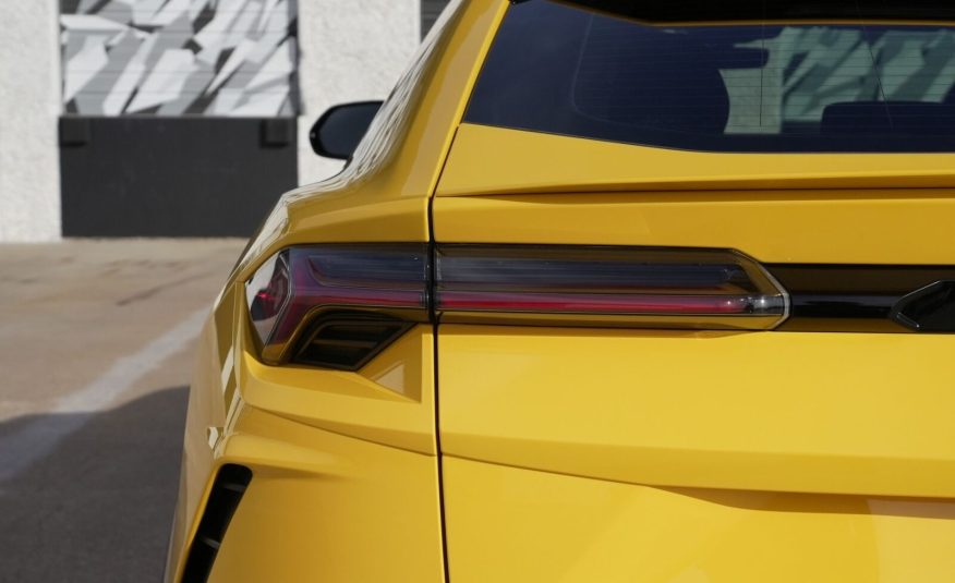 2022 Lamborghini Urus