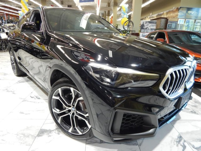 2021 BMW X6 xDrive40i AWD