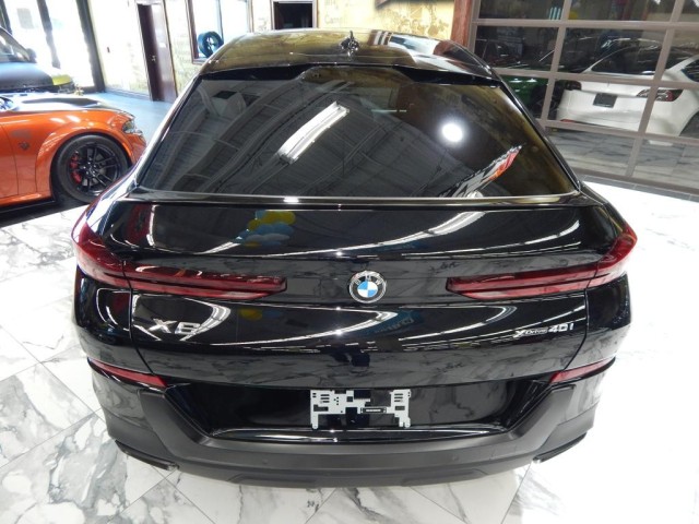 2021 BMW X6 xDrive40i AWD