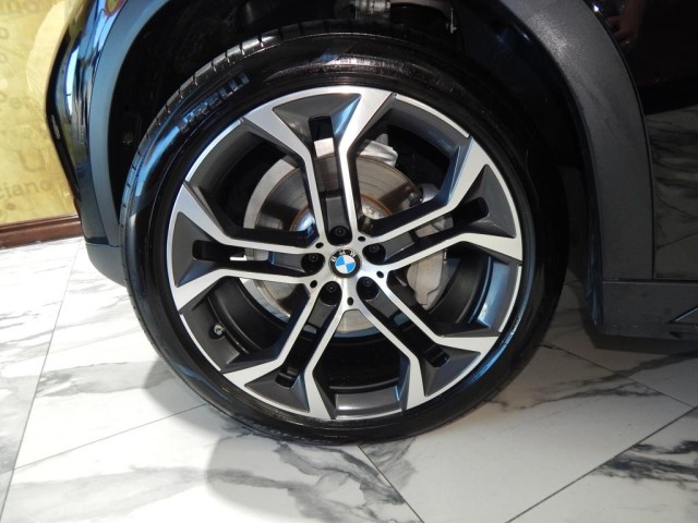 2021 BMW X6 xDrive40i AWD