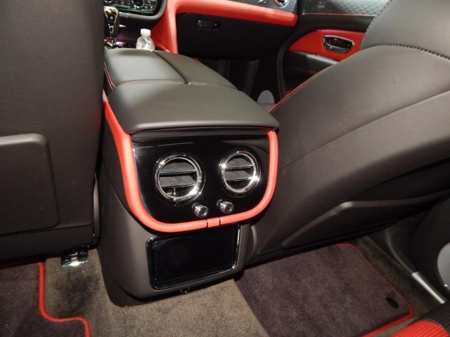 2022 Bentley Bentayga V8 AWD