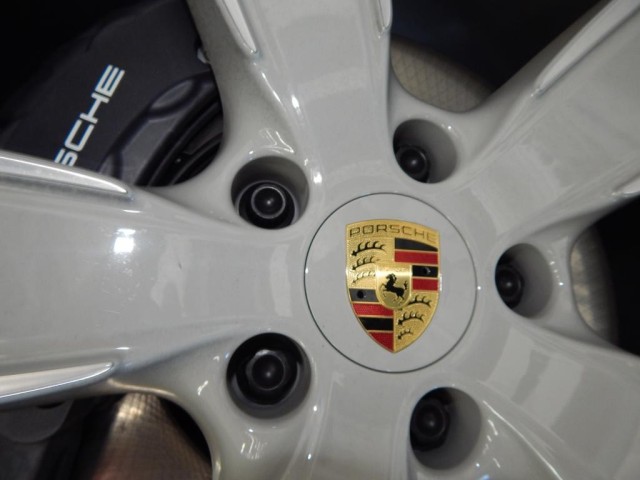 2022 Porsche Cayenne AWD
