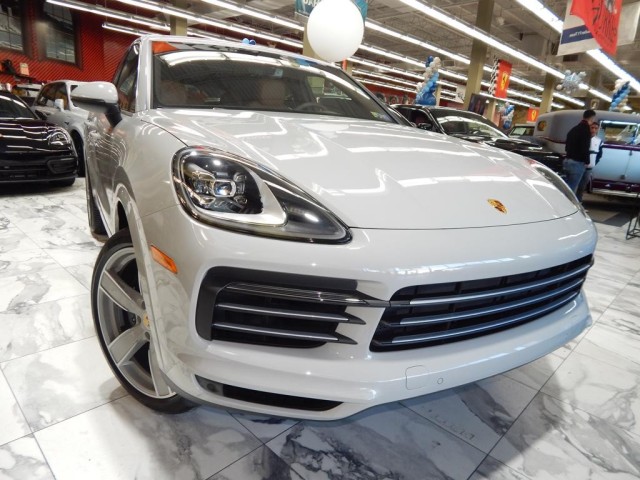 2022 Porsche Cayenne AWD