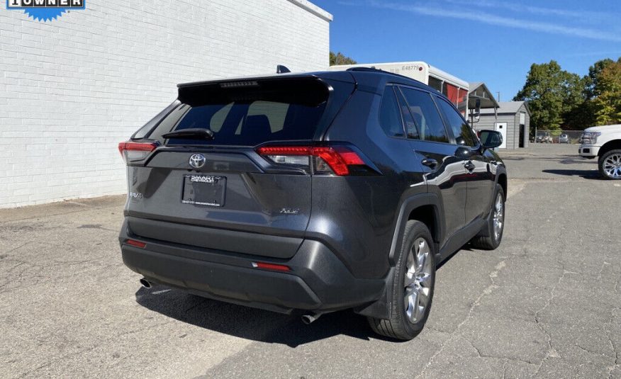 2021 Toyota RAV4 XLE Premium